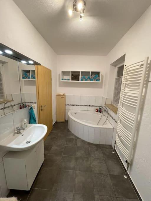 Eicstay - Ferienhaus Fuer Monteure Und Familie Leinefelde-Worbis Екстер'єр фото